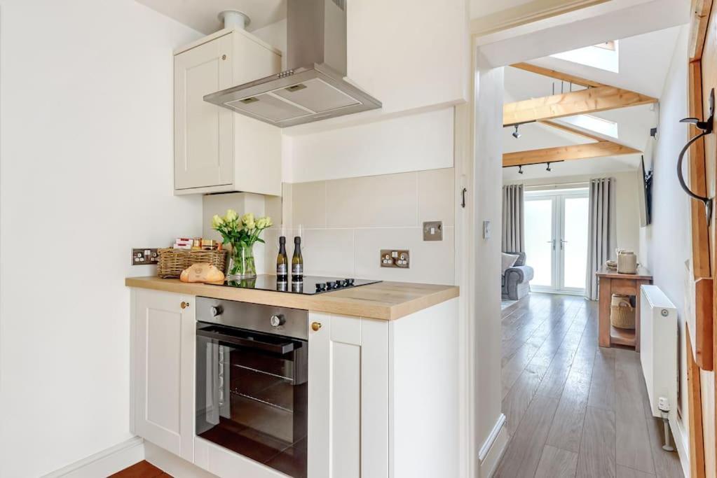 Apartmán The Cowshed Farmborough Exteriér fotografie