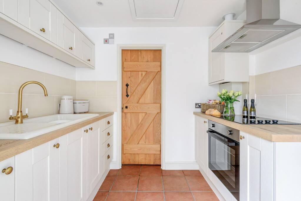 Apartmán The Cowshed Farmborough Exteriér fotografie